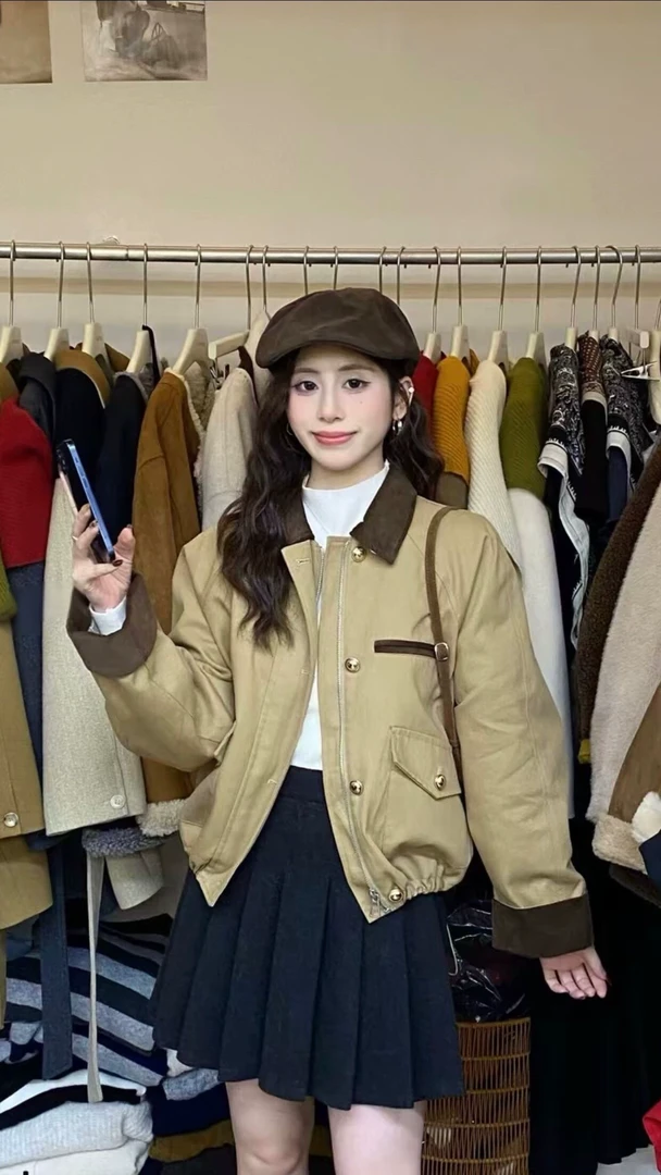 赵露思同款穿搭套装巨好看的早秋外套焦点巴恩风2025秋卡其色夹克