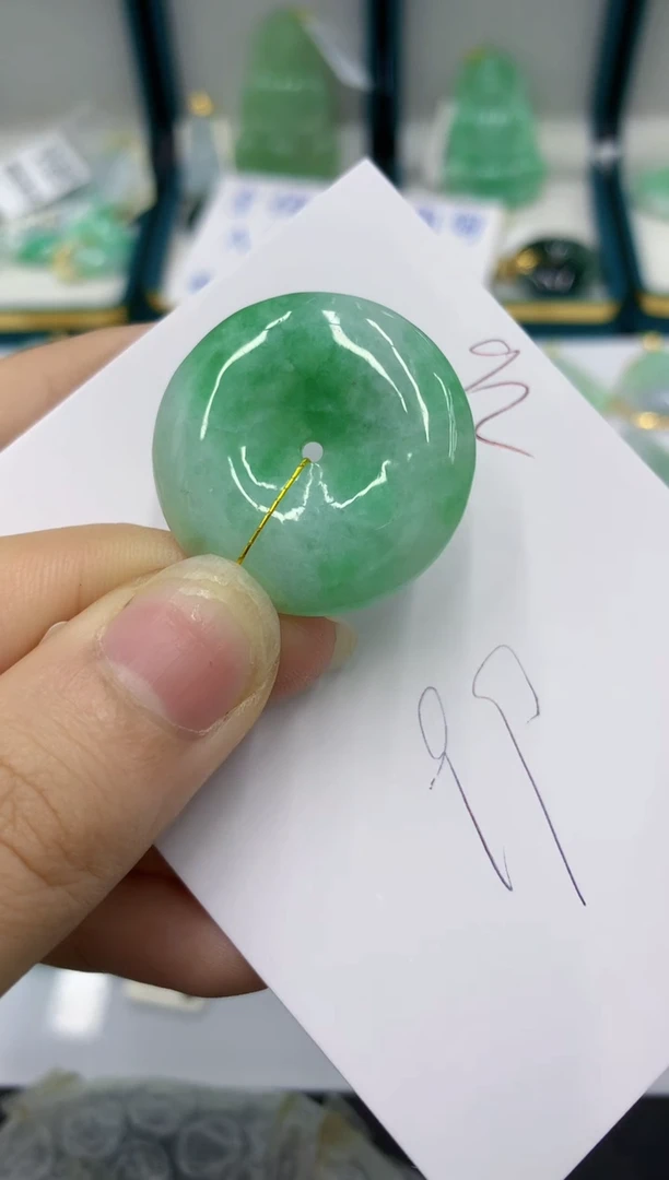 颈饰未镶嵌翡翠11111111111111