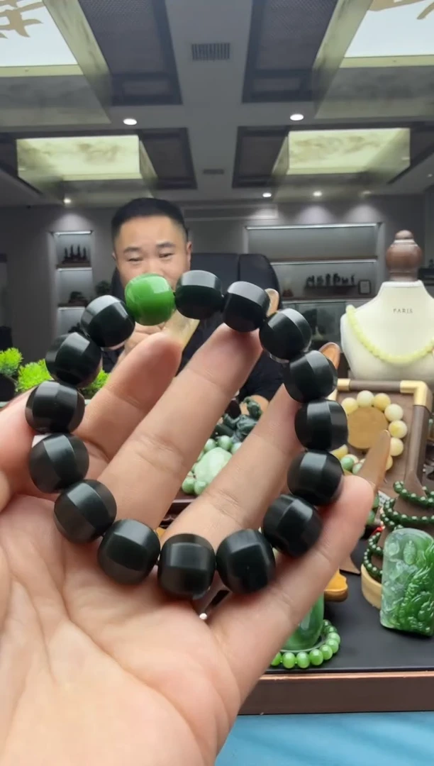 未镶嵌手串和田玉szq