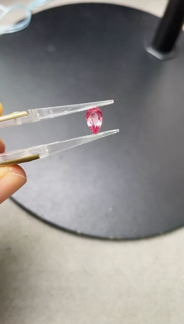 裸石蓝宝石无烧1.01克拉帕帕拉恰