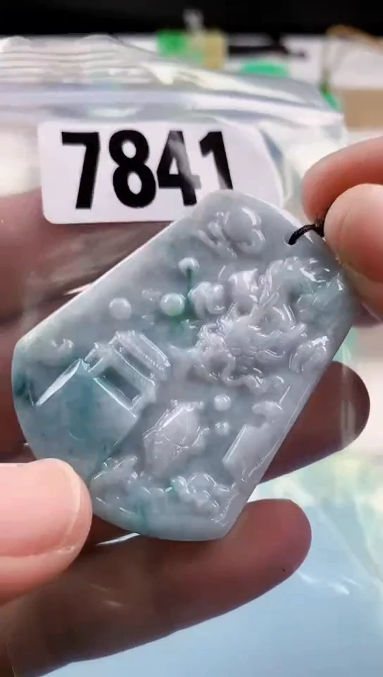 【闪购商品】翡翠挂件未镶嵌天然翡翠吊坠挂件