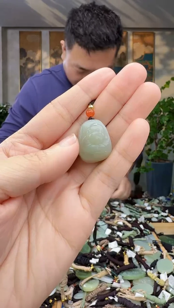 未镶嵌和田玉挂件拍一发一