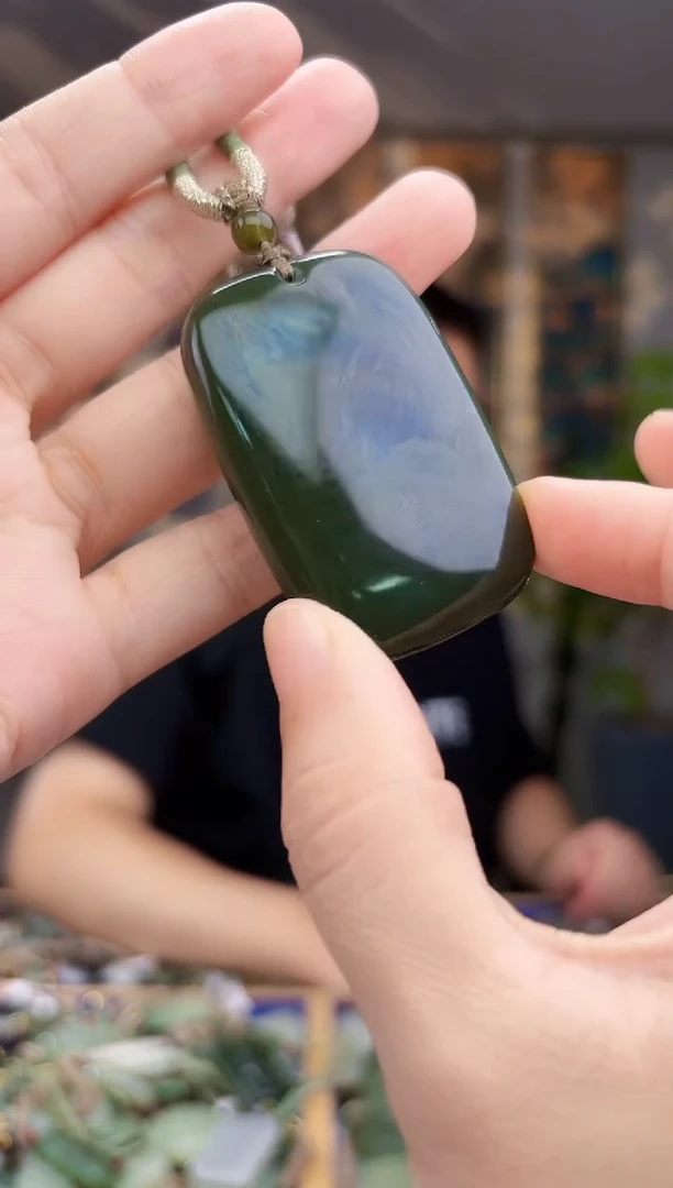 未镶嵌和田玉挂件拍一发一