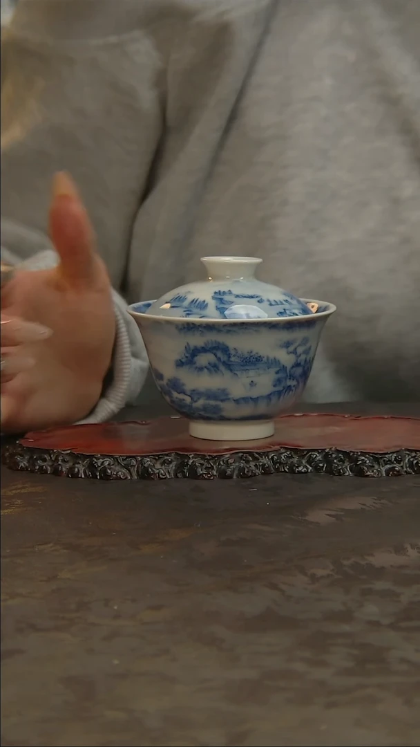 【闪购商品】青花手绘山水二才盖碗
