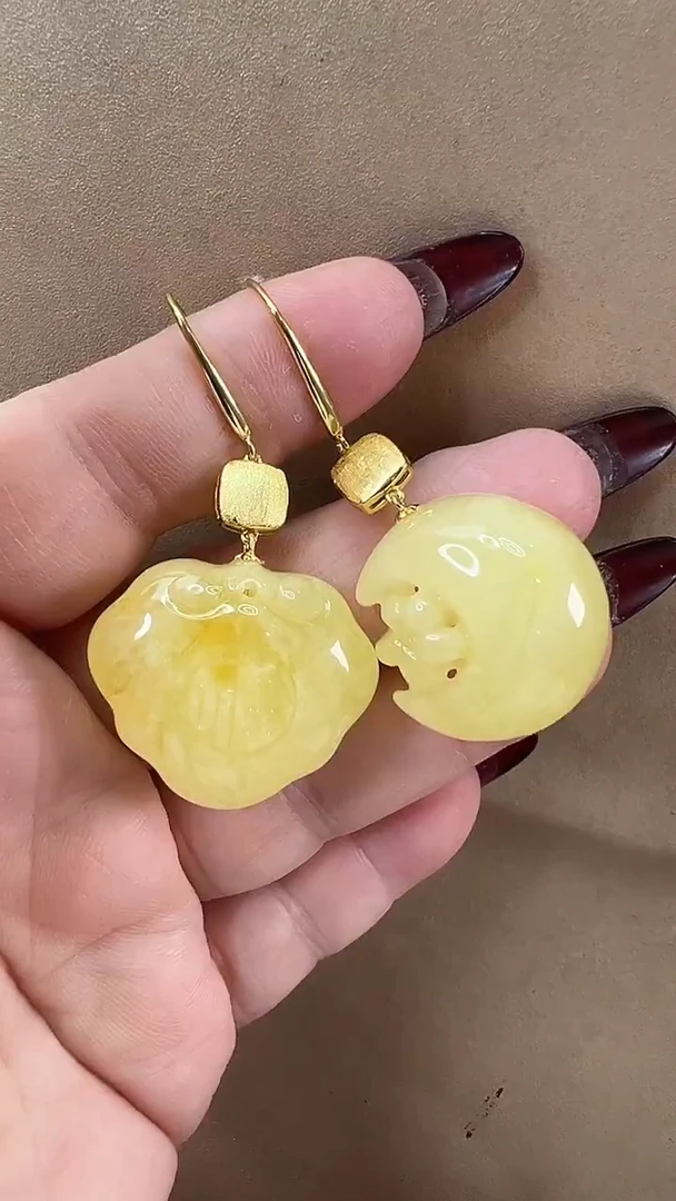 琥珀颈饰未镶嵌耳环
