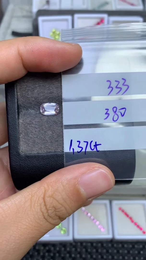 裸石尖晶石3*3缅甸天然无烧尖晶石