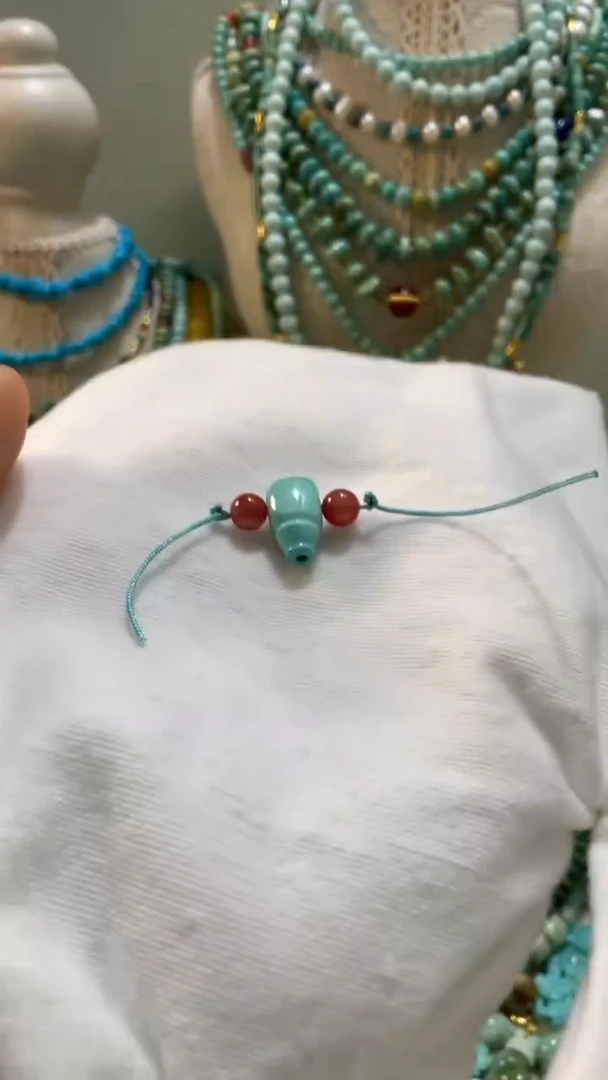 未镶嵌南红玛瑙珠宝半成品对孔6.4mm