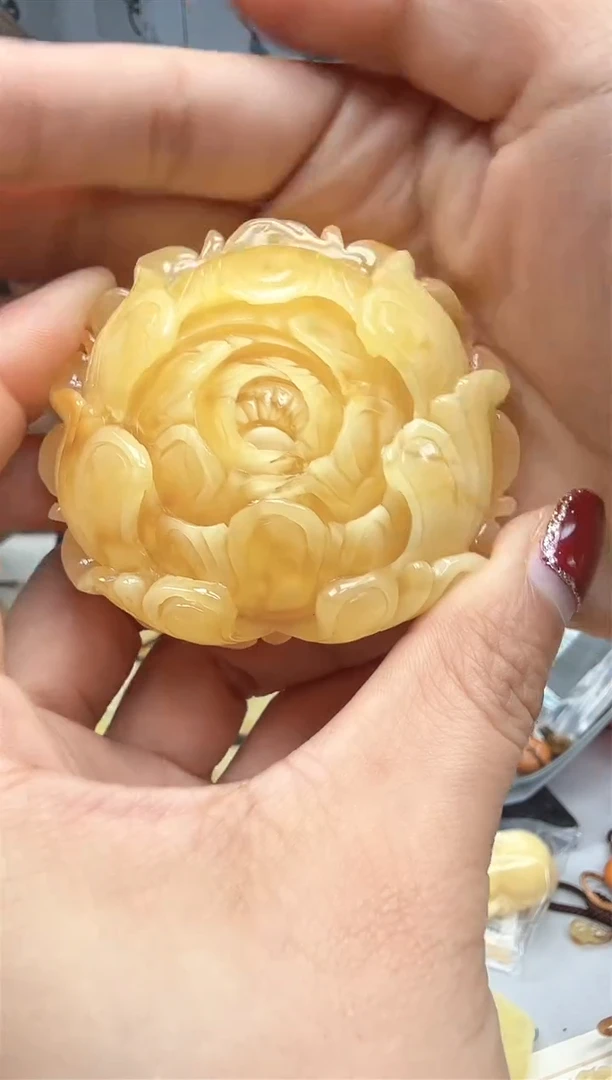 【闪购商品】琥珀裸石未镶嵌挂坠