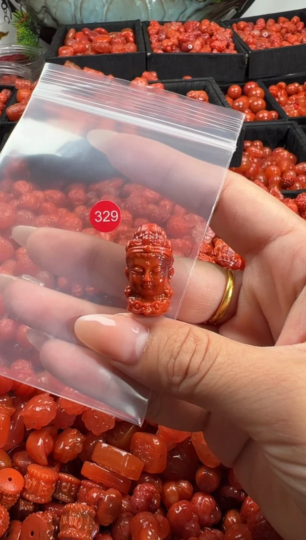 颈饰未镶嵌南红玛瑙秋*1