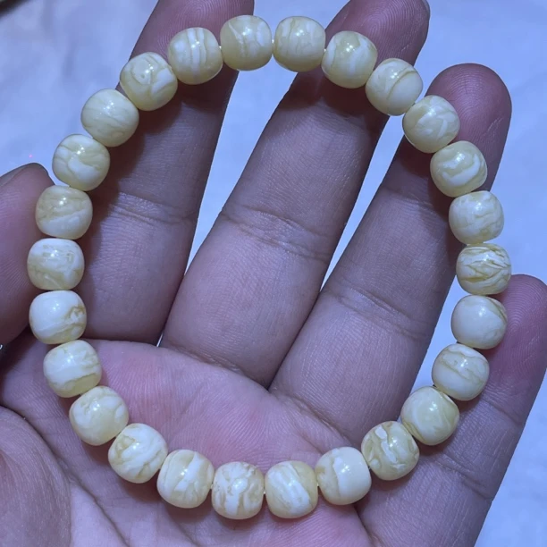 8mm精工琥皮纹蜜蜡老型手串女款气质白色轻奢时尚渐变单圈玉手串