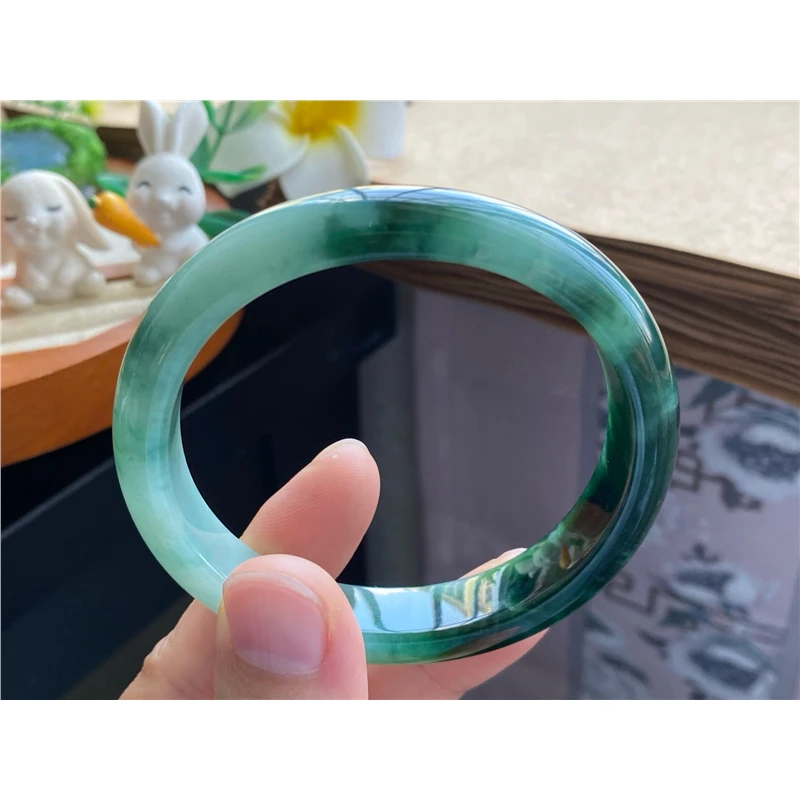 天然翡翠10.15批9344号58-52.2-11.9-7.4！贵妃！适天然翡翠手镯