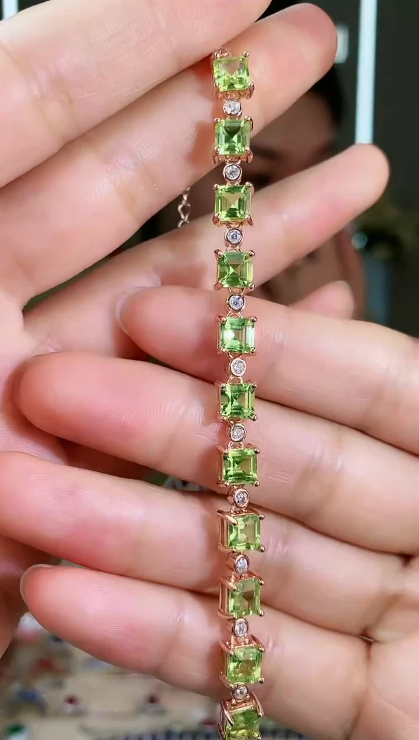 【闪购商品】橄榄石手链银S925镶嵌手链