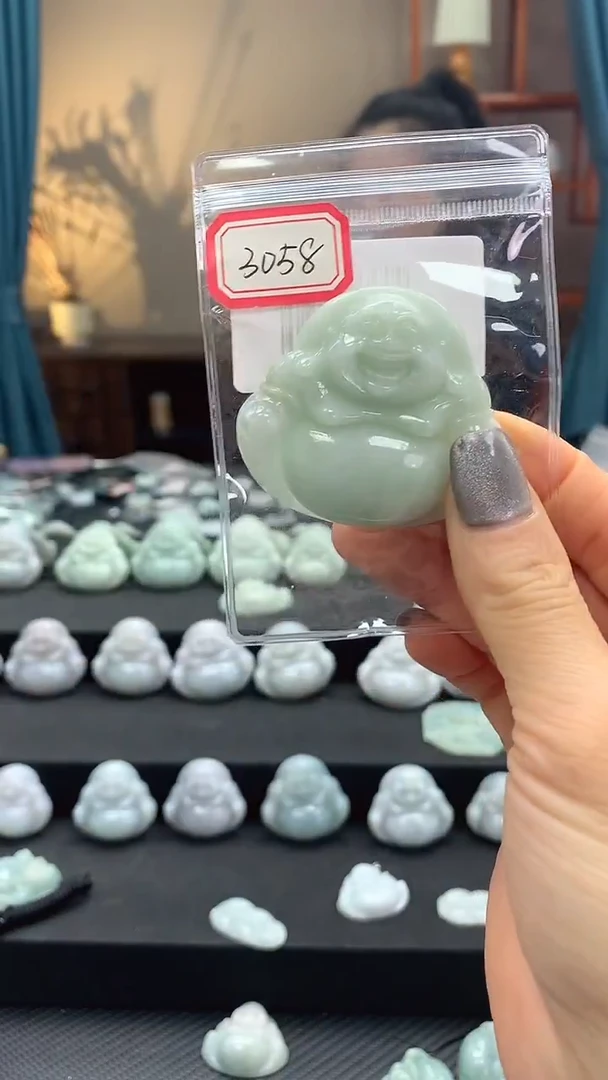 颈饰未镶嵌翡翠佛3058