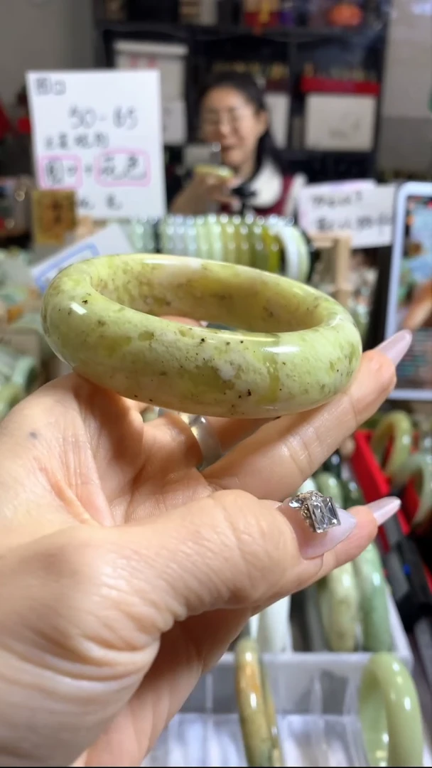 未镶嵌岫玉手镯37 58+