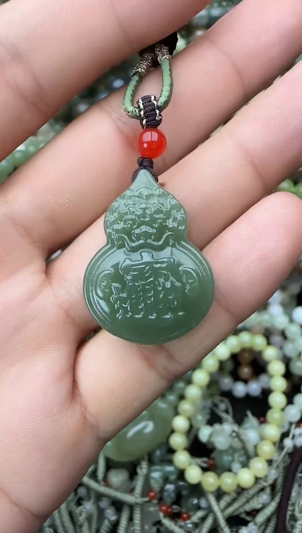 颈饰未镶嵌和田玉拍一发一