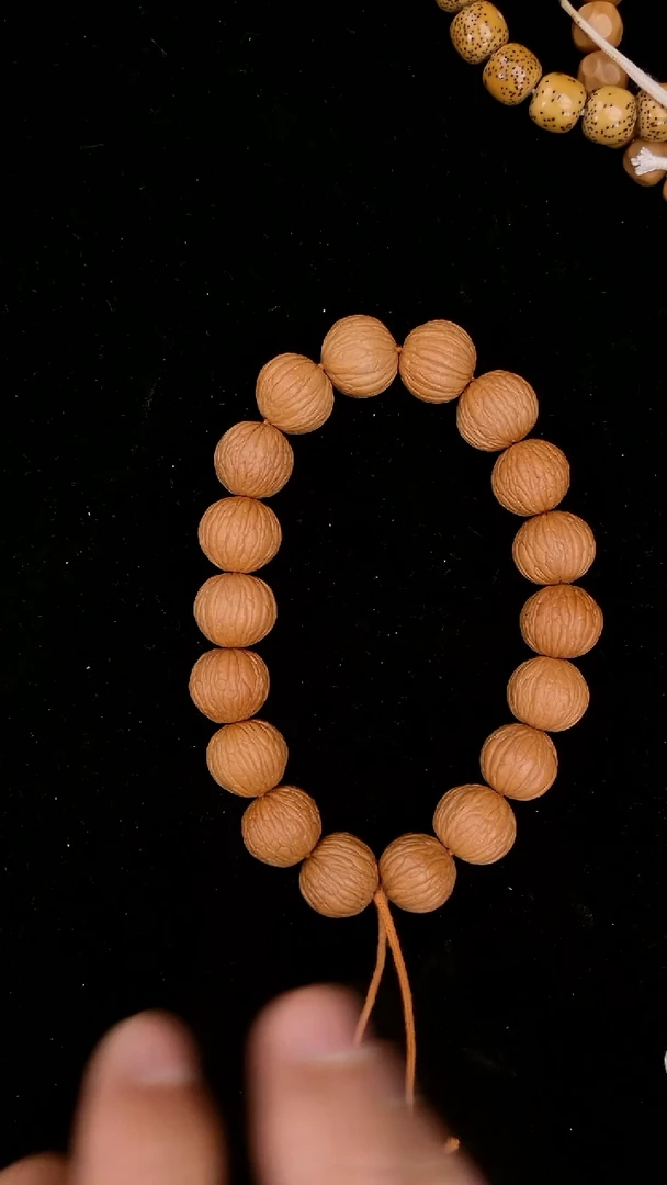 猴头核桃手串原皮凤羽手持已打底入门体验款