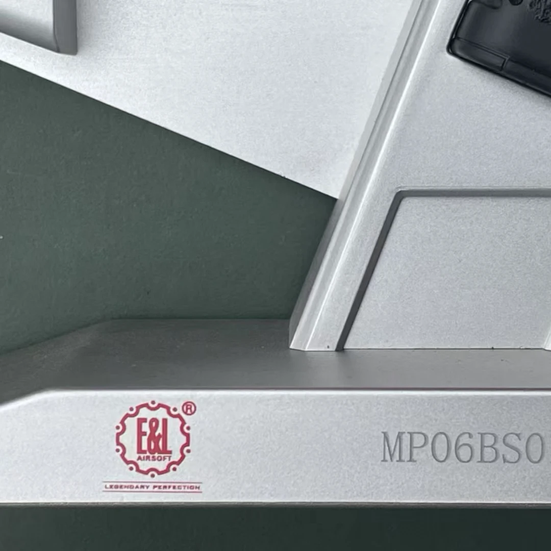 【天际护卫】珠海航展周边纪念品文创产品QBZ191天际护卫1：2.05摆件