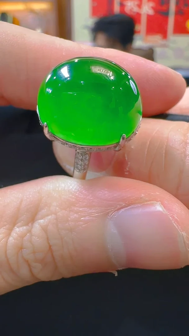 翡翠戒指银S925镶嵌香**香天然A货翡翠
