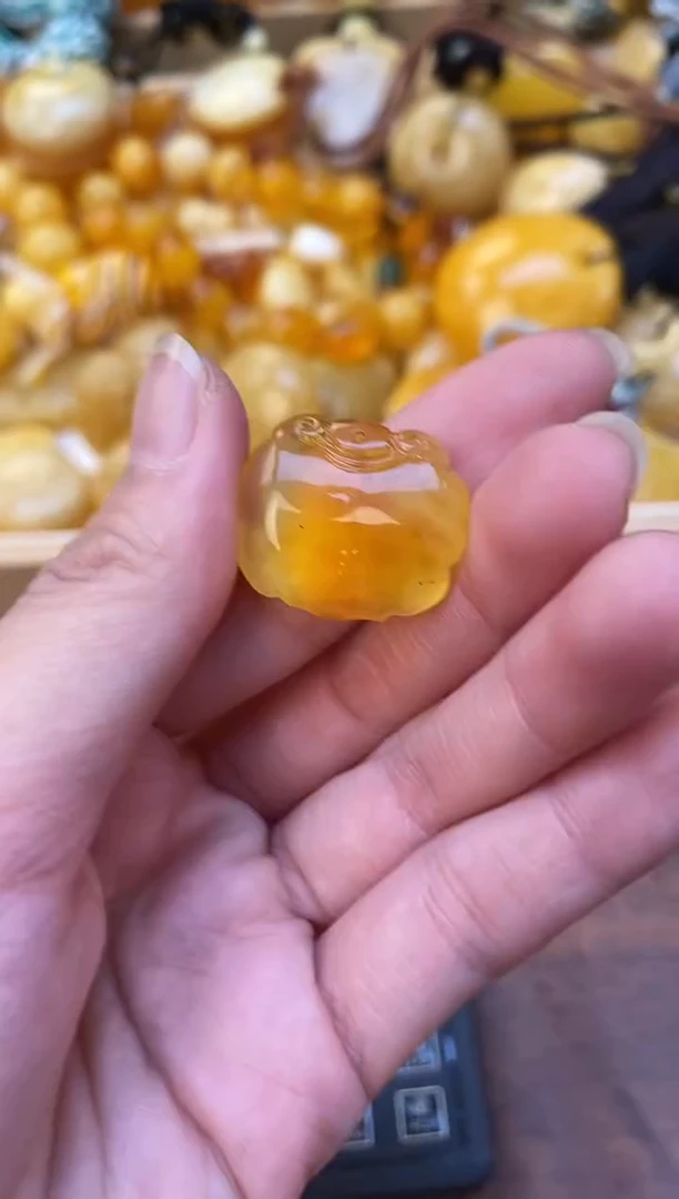 裸石琥珀未镶嵌天然琥珀蜜蜡