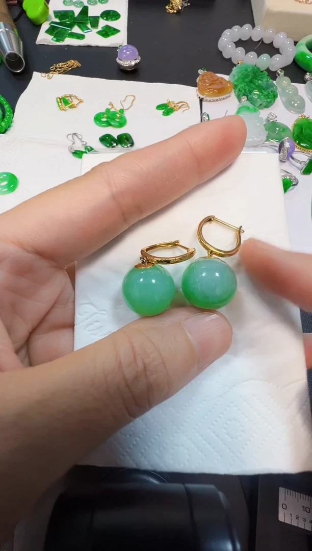 18K金镶嵌翡翠耳饰2980