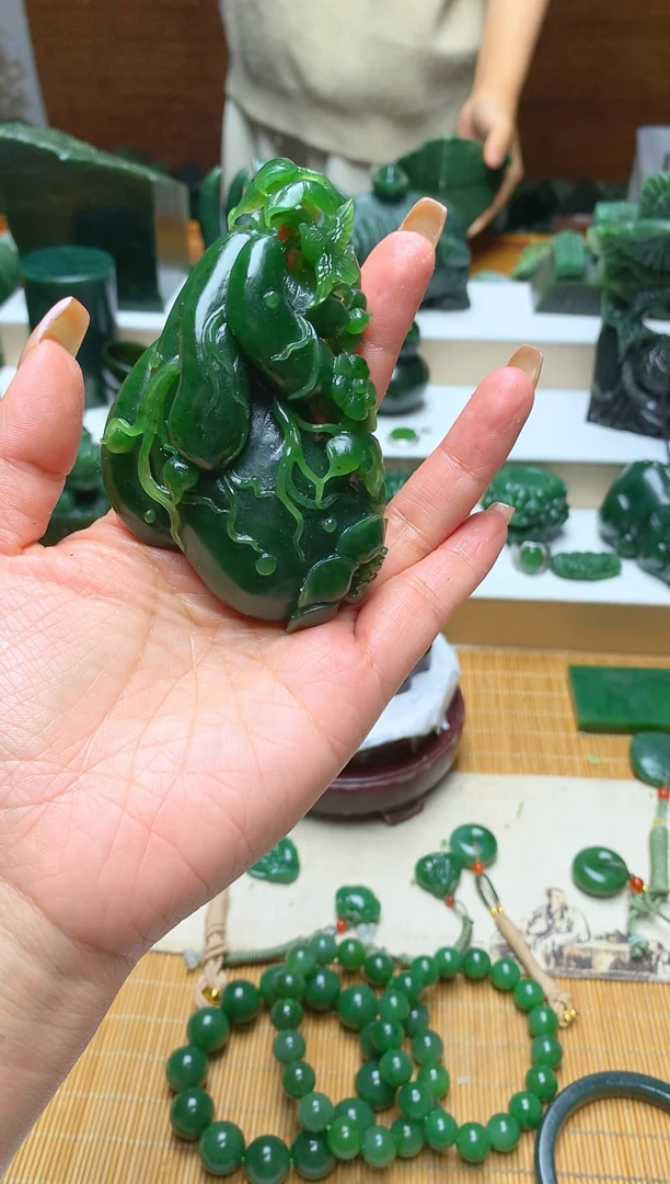 未镶嵌和田玉珠宝半成品1