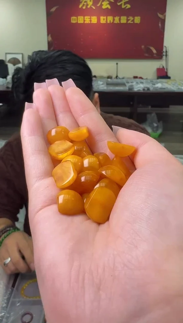 【闪购商品】蜜蜡珠宝奇石未镶嵌多样性发一件 003