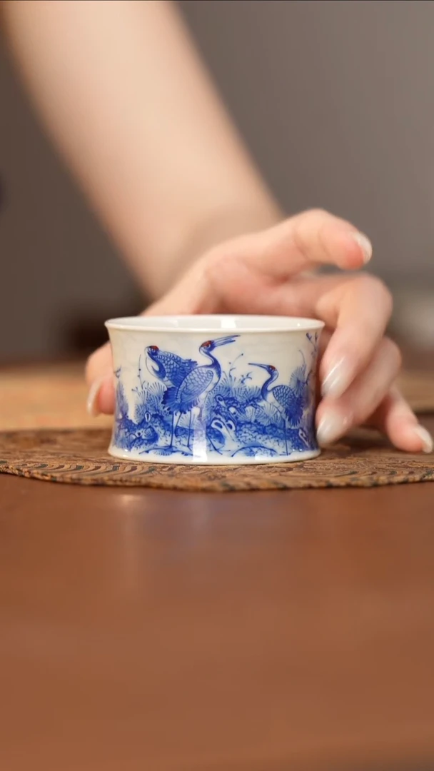 杯看山柴窑青花仙鹤