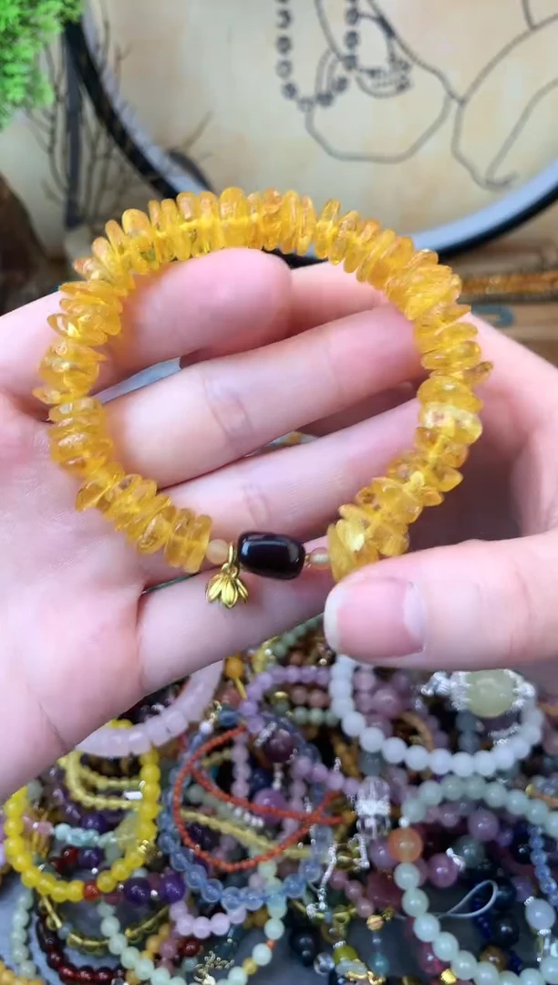 【闪购商品】蜜蜡手链未镶嵌152手串