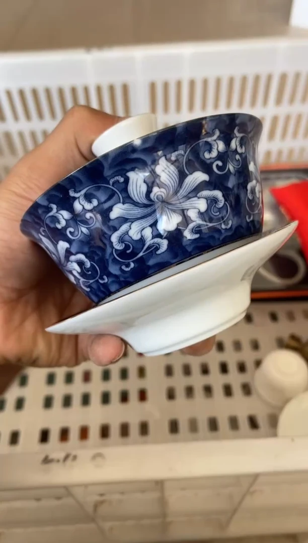 杯有磕碰的介意勿拍