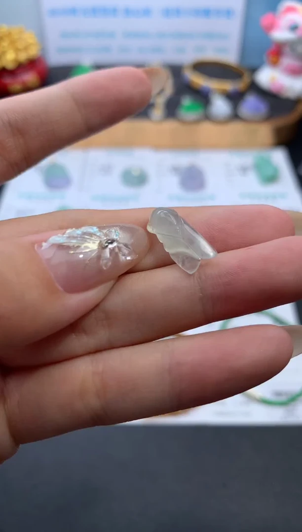 翡翠未镶嵌颈饰模式推广期48小时鉴赏期