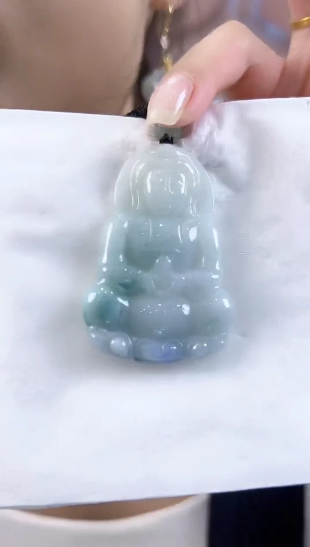 颈饰未镶嵌翡翠天然翡翠A货观音