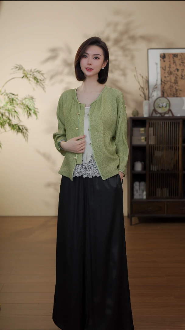 GONG QUE 新中式早春款圆领开衫外套桑蚕丝上衣 242859