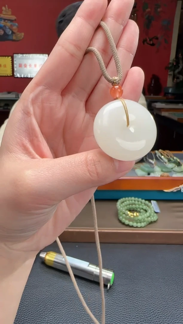 【闪购商品】和田玉颈饰未镶嵌白玉平安扣