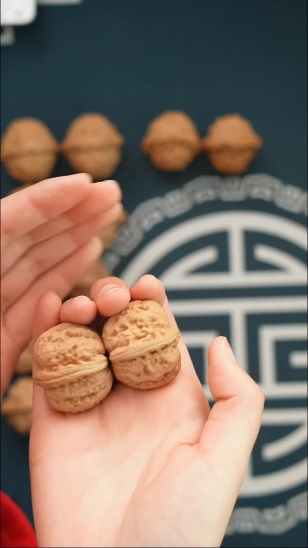 吊坠文玩核桃元宝手捻36全