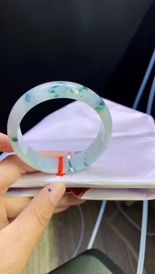 未镶嵌手镯翡翠翡翠手镯圈口57.6-t65手镯定金2万卖价11.8万