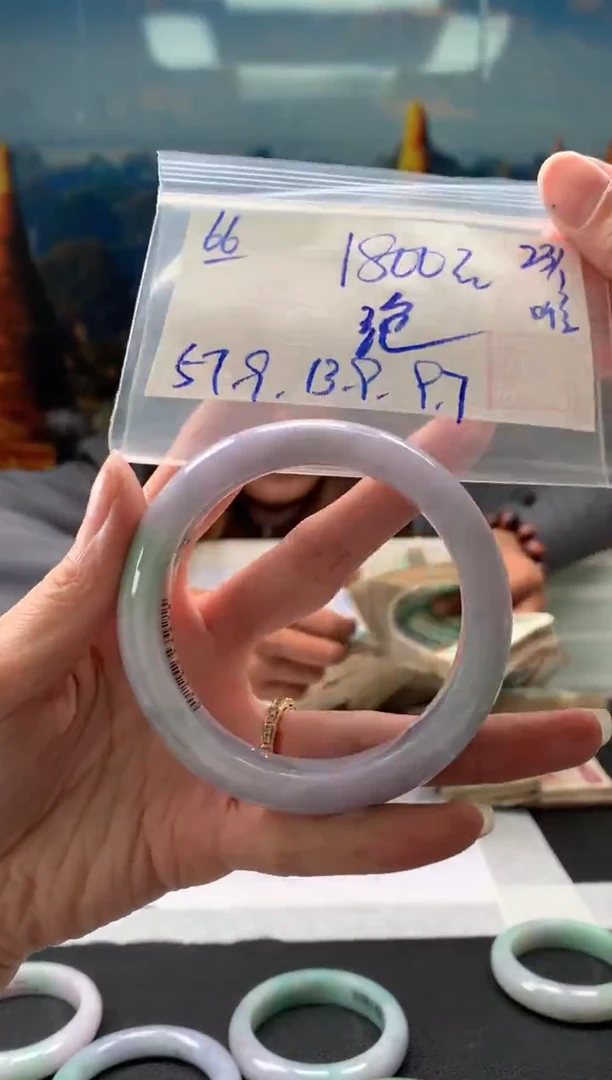 【闪购商品】翡翠手镯未镶嵌翡翠手镯 下单联系小耳机#66