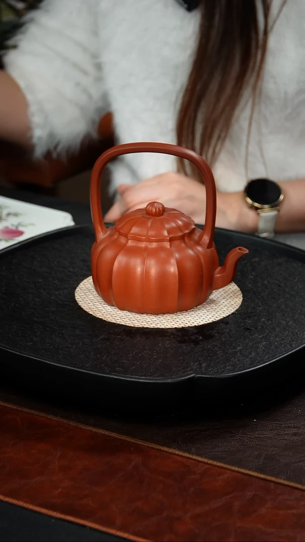 茶壶紫砂高建芳 筋纹提梁123 龙山朱砂 370毫升