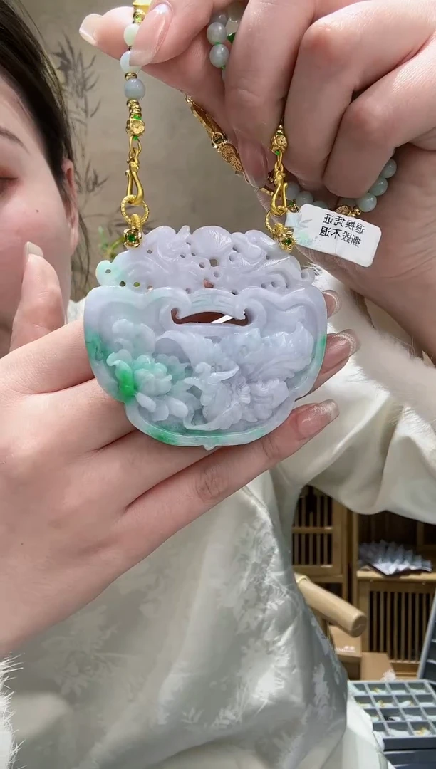 【闪购商品】翡翠颈饰未镶嵌吊坠