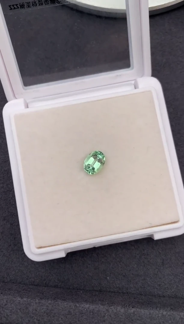 未镶嵌珠宝半成品碧玺1.5ct绿碧玺  定制  FE