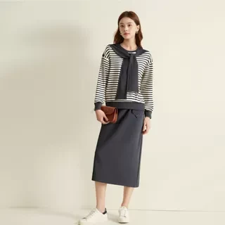 【诗】韩版松弛宽松条纹披肩上衣&开叉半裙套装女125品牌折扣25秋