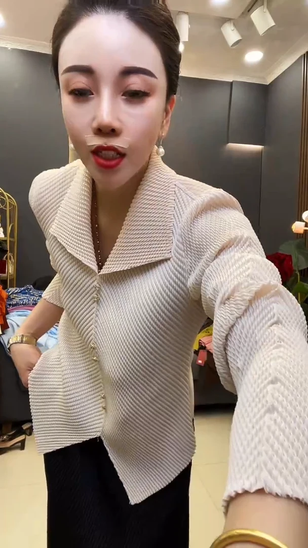 聚酯纤维（涤纶）米白色