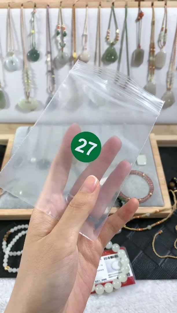 手串未镶嵌和田玉手串4