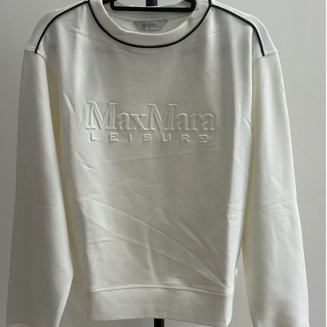 99新 MaxMara 娜娜专属 胸前 max 字母圆领卫衣 白色
