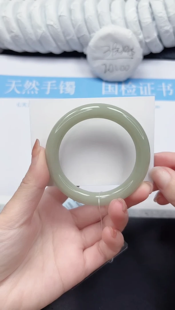 未镶嵌手镯石英质玉159-56.2DY