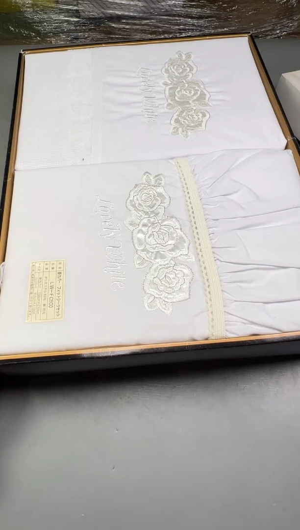 瓷片m****o584中古产品，默认微瑕，碰瓷社感谢您的支持~