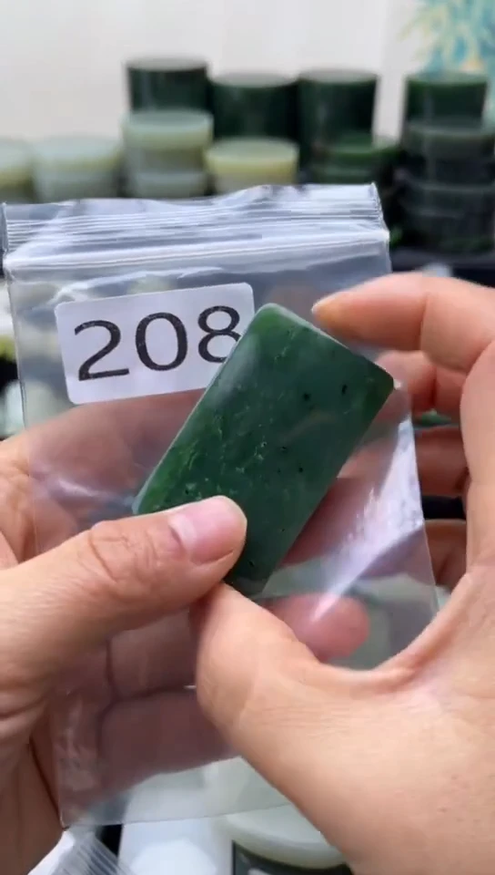 未镶嵌和田玉珠宝半成品牌子