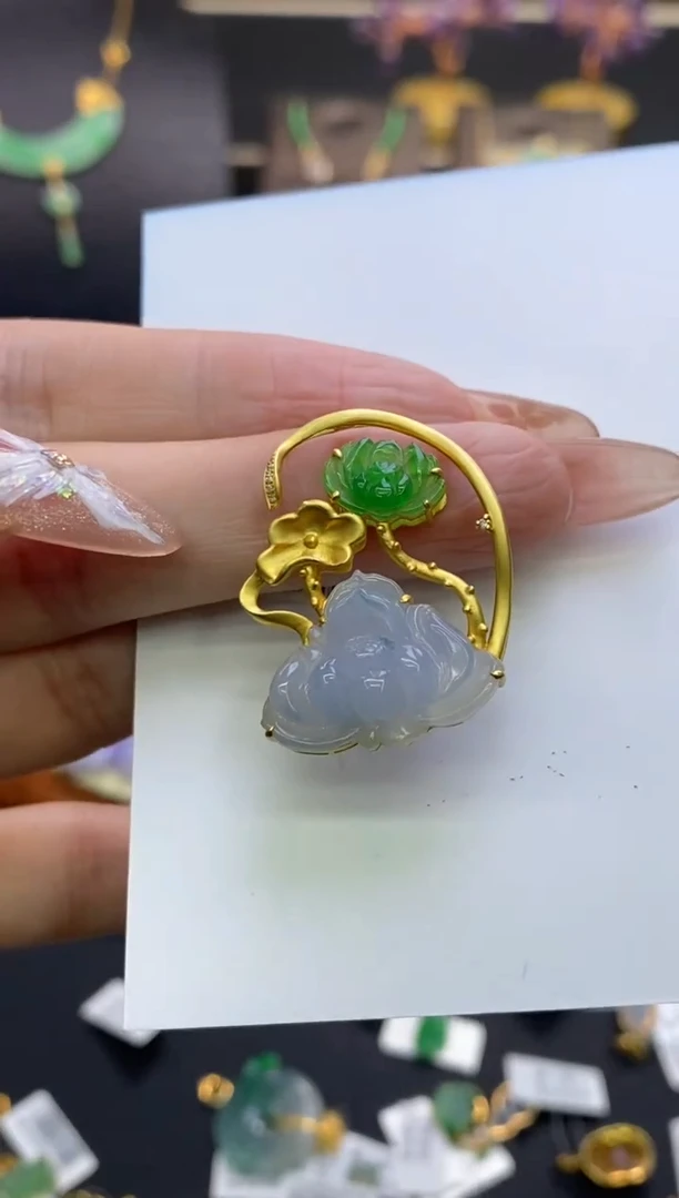 【闪购商品】翡翠颈饰18K金镶嵌净货11974