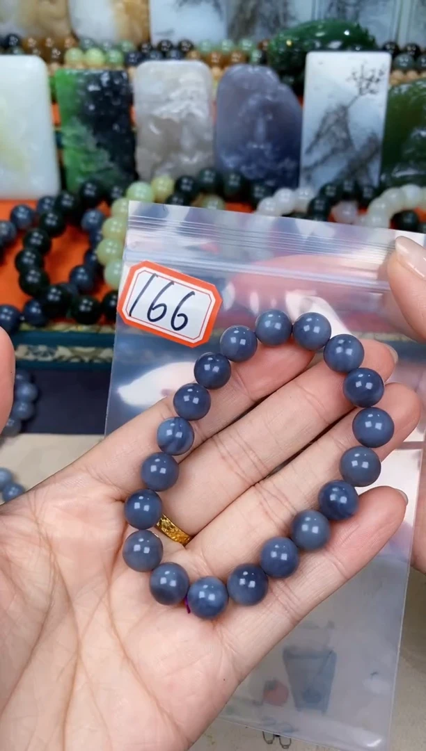 和田玉未镶嵌颈饰和田玉