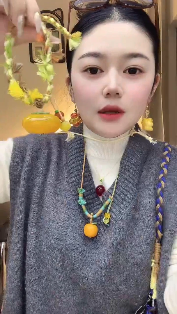 砖雕大喜喜时尚穿搭饰品