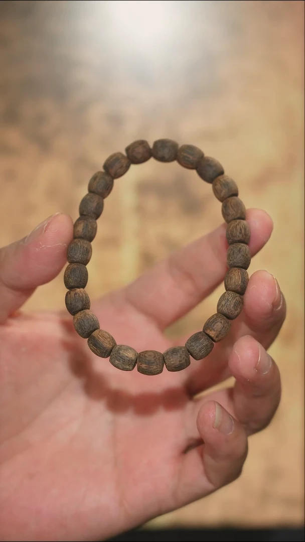 手串/手链黄花梨/降香黄檀F*海南绿奇楠母树沉水8mm鼓珠单圈9克